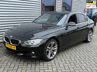 BMW 3-serie 320i Executive Automaat Leder Xenon